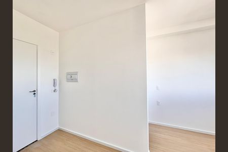 Cozinha de kitnet/studio para alugar com 1 quarto, 17m² em Freguesia do Ó, São Paulo