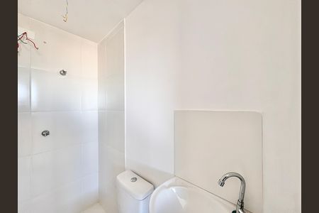 Banheiro de kitnet/studio para alugar com 1 quarto, 17m² em Freguesia do Ó, São Paulo