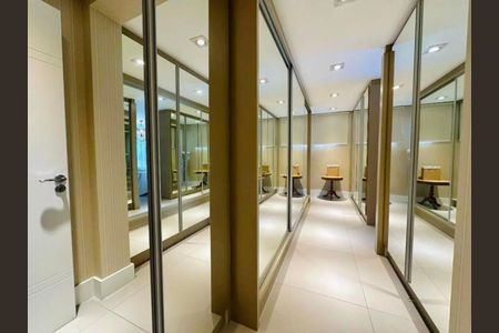 Apartamento à venda com 228m², 3 quartos e 4 vagas