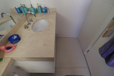 Apartamento para alugar com 200m², 3 quartos e 1 vagaBanheiro suite 3