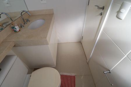 Apartamento para alugar com 200m², 3 quartos e 1 vagaBanheiro suite 2