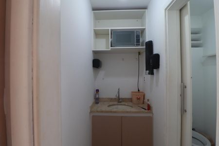 Banheiro  de apartamento para alugar com 1 quarto, 40m² em Centro, Ribeirão Preto