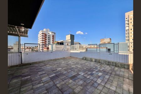 Apartamento para alugar com 3 quartos, 180m² em Palmares, Belo Horizonte