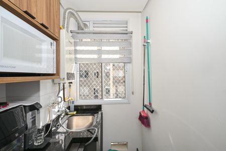Área de Serviço v de apartamento para alugar com 2 quartos, 43m² em Jardim Monte Alegre, Taboão da Serra