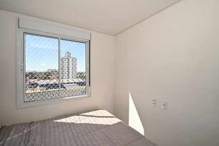 Quarto 2 de apartamento para alugar com 2 quartos, 43m² em Jardim Monte Alegre, Taboão da Serra