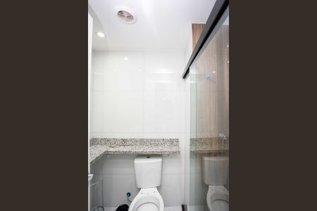 Banheiro de apartamento para alugar com 2 quartos, 38m² em Americanópolis, São Paulo