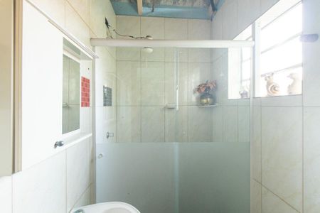 Casa à venda com 230m², 3 quartos e 1 vagaBanheiro de serviço