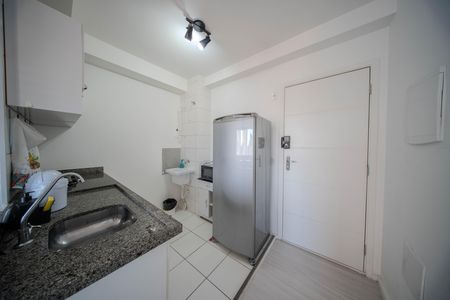 Studio à venda com 26m², 1 quarto e sem vaga Studio à venda com 26m², 1 quarto e sem vagaCozinha