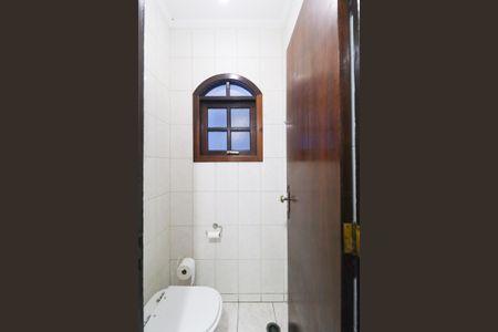 Casa para alugar com 227m², 3 quartos e 8 vagas