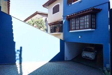 Casa para alugar com 227m², 3 quartos e 8 vagas