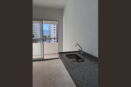 Cozinha de apartamento à venda com 1 quarto, 24m² em Vila Nova Conceição, São Paulo
