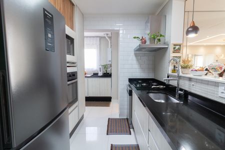 Cozinha de apartamento à venda com 3 quartos, 108m² em Vila Pirajussara, São Paulo