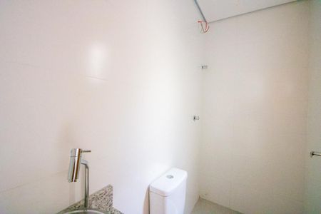 Banheiro do quarto 1 de apartamento à venda com 2 quartos, 55m² em Vila Pires, Santo André