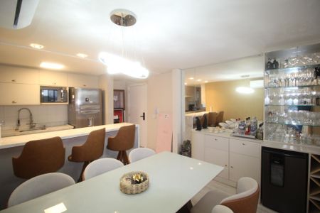 Apartamento à venda com 84m², 3 quartos e sem vagaCozinha