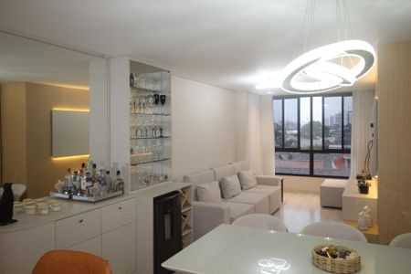Apartamento à venda com 84m², 3 quartos e sem vagaSala