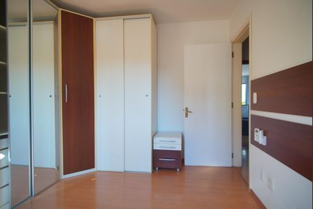 Suíte de apartamento para alugar com 3 quartos, 94m² em Passo D’areia, Porto Alegre
