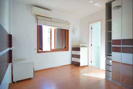 Apartamento para alugar com 94m², 3 quartos e 1 vagaSuíte