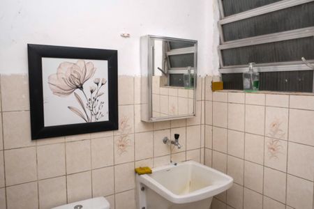 Apartamento para alugar com 60m², 2 quartos e sem vaga Apartamento para alugar com 60m², 2 quartos e sem vagaBanheiro