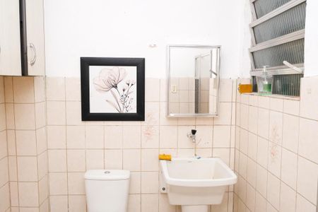 Apartamento para alugar com 60m², 2 quartos e sem vaga Apartamento para alugar com 60m², 2 quartos e sem vagaBanheiro