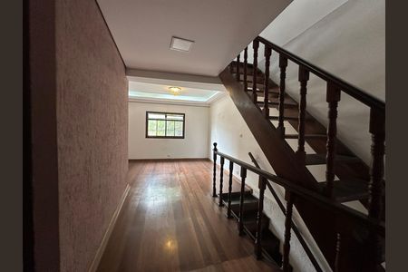 Sala de casa à venda com 3 quartos, 190m² em Jardim Silveira, Barueri
