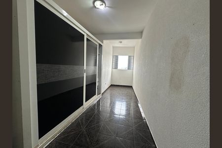 Quarto 1 de casa para alugar com 3 quartos, 190m² em Jardim Silveira, Barueri