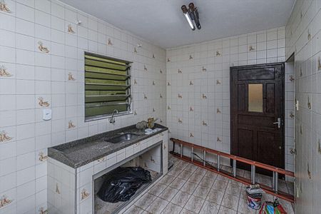 cozinha_2 de casa para alugar com 2 quartos, 60m² em Jardim Patente Novo, São Paulo