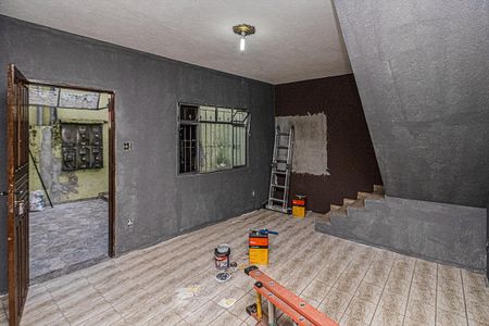 Sala de casa para alugar com 2 quartos, 60m² em Jardim Patente Novo, São Paulo