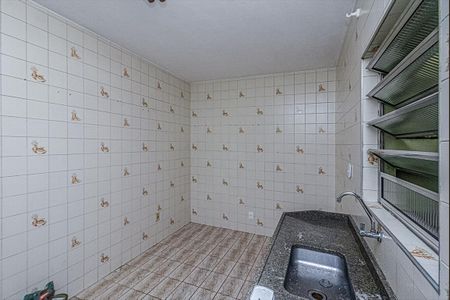 Cozinha de casa para alugar com 2 quartos, 60m² em Jardim Patente Novo, São Paulo