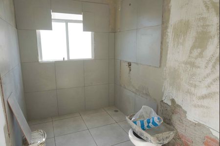 Casa de condomínio à venda com 280m², 4 quartos e 3 vagas Casa de condomínio à venda com 280m², 4 quartos e 3 vagasBanheiro da Suíte