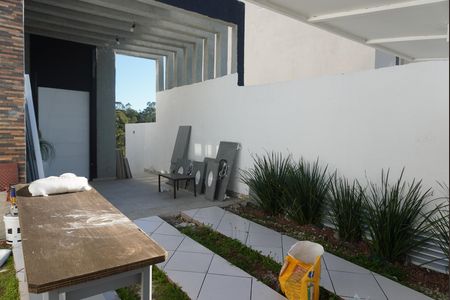 Casa de condomínio à venda com 280m², 4 quartos e 3 vagasEntrada
