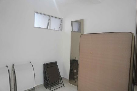 Casa de condomínio à venda com 280m², 4 quartos e 3 vagas Casa de condomínio à venda com 280m², 4 quartos e 3 vagasQuarto 2