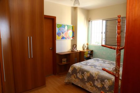 Apartamento à venda com 70m², 2 quartos e 1 vagaSuíte