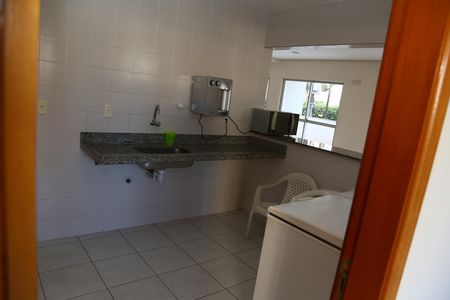 Apartamento à venda com 70m², 2 quartos e 1 vagaCozinha do salão de festas