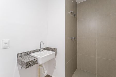 Banheiro de kitnet/studio à venda com 1 quarto, 25m² em Vila Olímpia, São Paulo