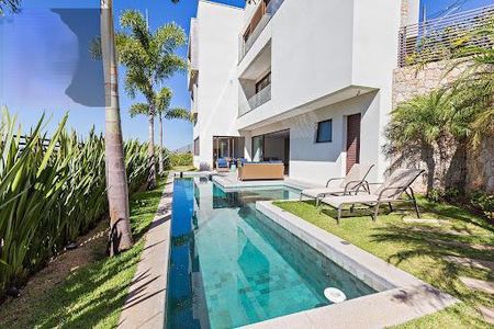 Casa à venda com 4 quartos, 520m² em Colinas da Anhanguera, Santana de Parnaíba