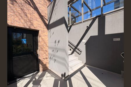 Apartamento à venda com 133m², 3 quartos e 2 vagas Apartamento à venda com 133m², 3 quartos e 2 vagasHall de entrada