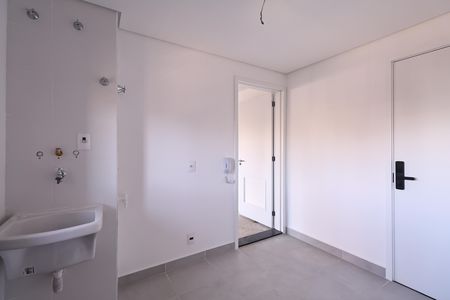 Apartamento à venda com 133m², 3 quartos e 2 vagas Apartamento à venda com 133m², 3 quartos e 2 vagasLavanderia