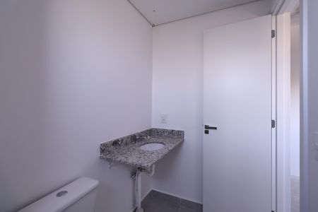 Apartamento à venda com 133m², 3 quartos e 2 vagas Apartamento à venda com 133m², 3 quartos e 2 vagasBanheiro suíte 3