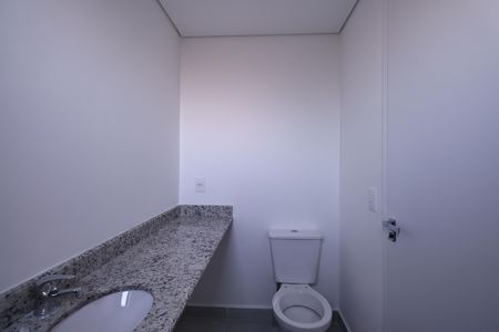 Apartamento à venda com 133m², 3 quartos e 2 vagas Apartamento à venda com 133m², 3 quartos e 2 vagasBanheiro da suíte 2