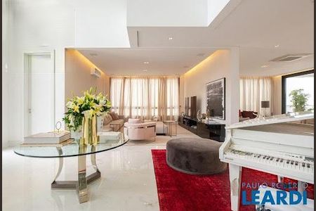 Casa de Condomínio à venda com 6 quartos, 1279m² em Alphaville Residencial Um, Barueri