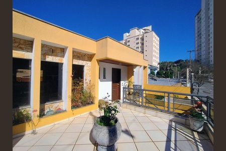 Varanda casa 2 de casa para alugar com 5 quartos, 400m² em Vila Caminho do Mar, São Bernardo do Campo