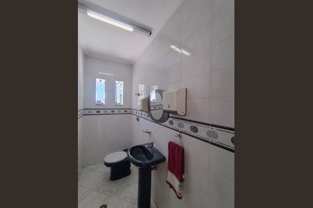 Banheiro Social casa 2 de casa para alugar com 5 quartos, 400m² em Vila Caminho do Mar, São Bernardo do Campo
