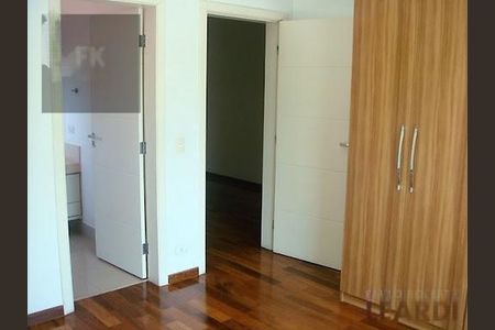 Casa de Condomínio à venda com 4 quartos, 380m² em Residencial Quatro (Alphaville), Santana de Parnaíba