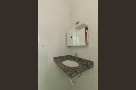 Apartamento para alugar com 70m², 2 quartos e 1 vaga Apartamento para alugar com 70m², 2 quartos e 1 vagaBanheiro