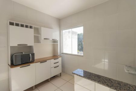 Apartamento para alugar com 70m², 2 quartos e 1 vaga Apartamento para alugar com 70m², 2 quartos e 1 vagaCozinha e Área de Serviço