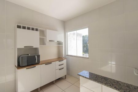 Apartamento para alugar com 70m², 2 quartos e 1 vaga Apartamento para alugar com 70m², 2 quartos e 1 vagaCozinha e Área de Serviço