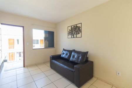 Sala de apartamento para alugar com 2 quartos, 70m² em Laranjal, São Gonçalo