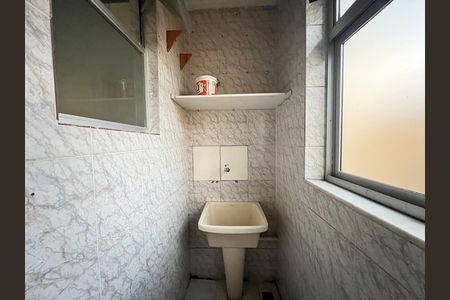Área de Serviço de apartamento para alugar com 2 quartos, 60m² em Castelo, Belo Horizonte