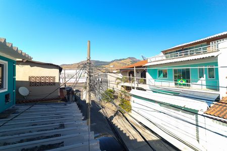 Vista de casa para alugar com 3 quartos, 100m² em Realengo, Rio de Janeiro