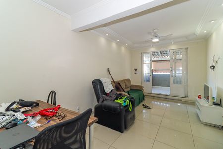 Sala de casa para alugar com 3 quartos, 100m² em Realengo, Rio de Janeiro